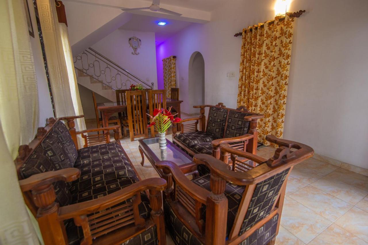 Mountain Gem Villa ฮิกคาดูวา ภายนอก รูปภาพ