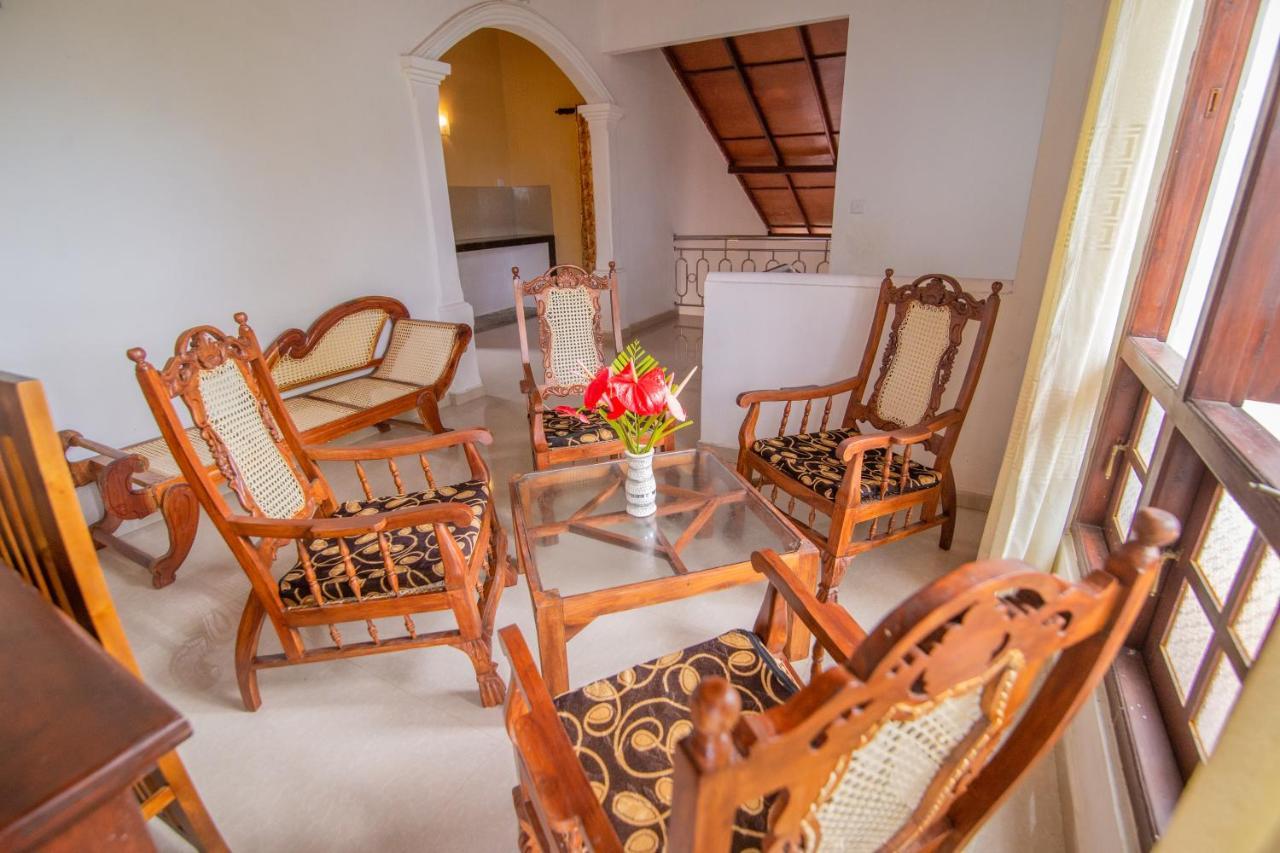 Mountain Gem Villa ฮิกคาดูวา ภายนอก รูปภาพ